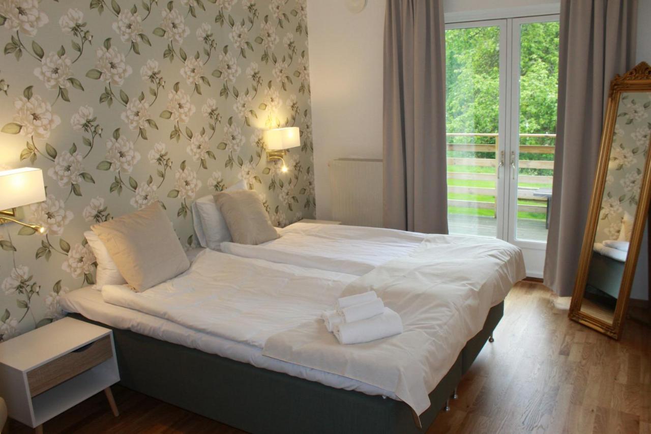 Hensbacka Herrgard Munkedal Exterior photo